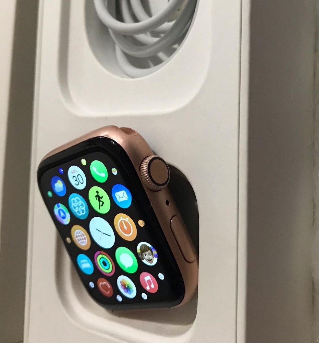 Apple Watch Se Gps 44mm Rose Gold Iphone Apple Usado 74352996 Enjoei