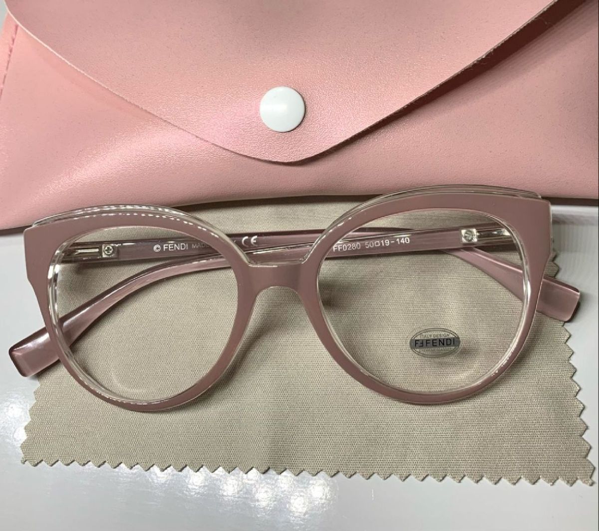 Arma O Para Oculos De Grau Nude Culos Feminino Fendi Nunca Usado