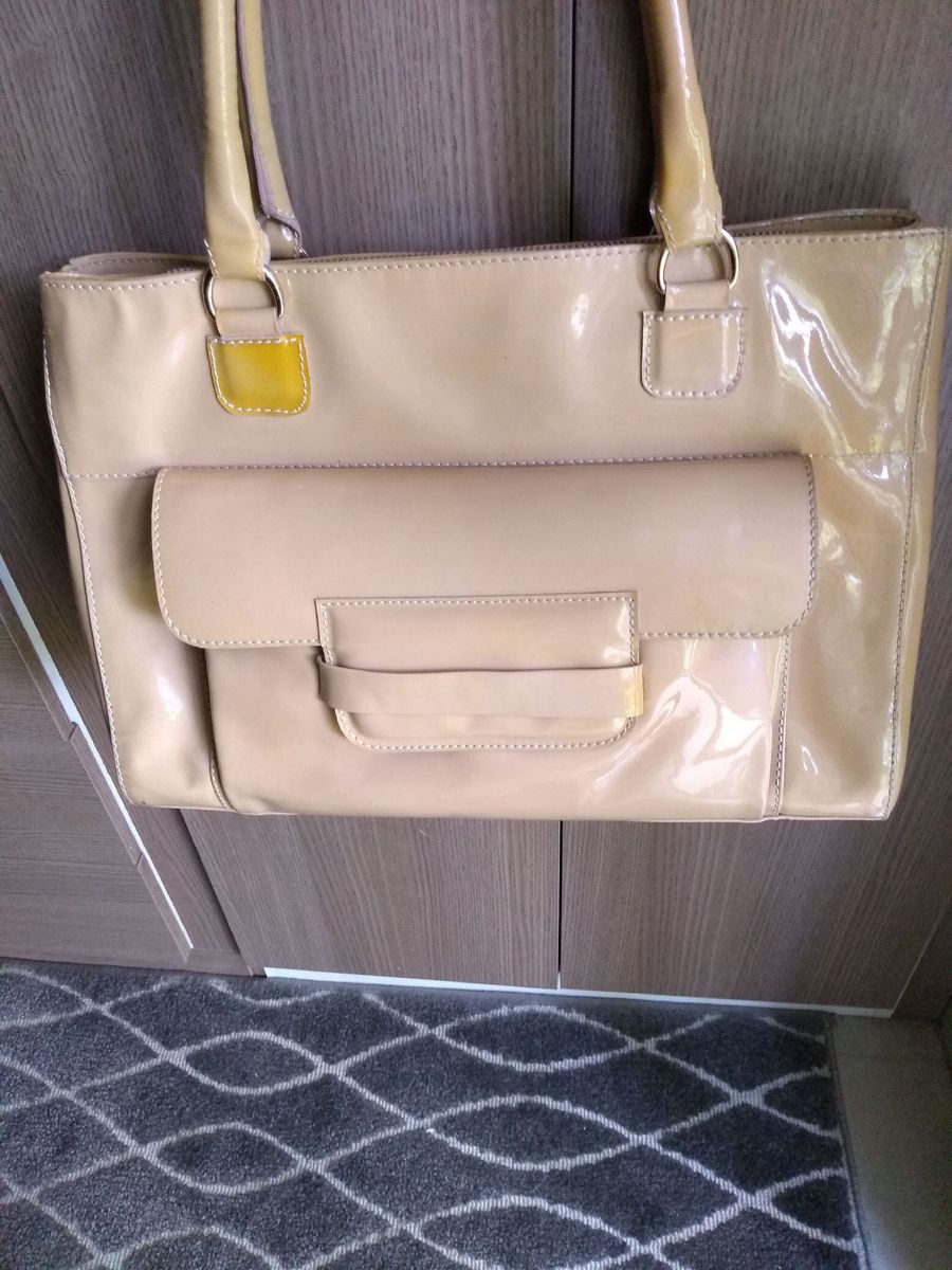 Bolsa Cor Nude Envernizada Bolsa de mão Feminina Tvz Usado 38799396