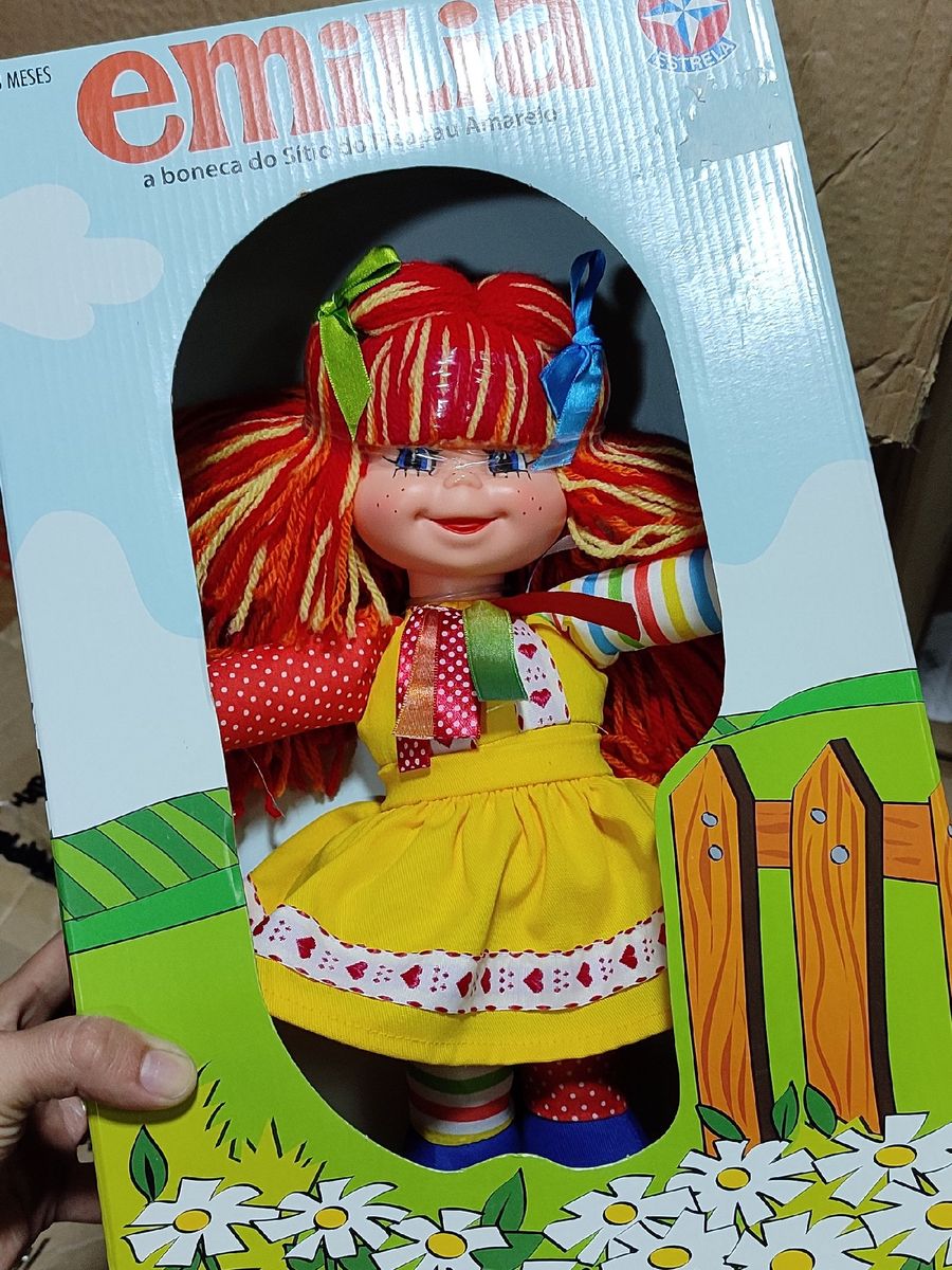 Boneca Emília Estrela Relançamento Brinquedo para Bebês Estrela Nunca