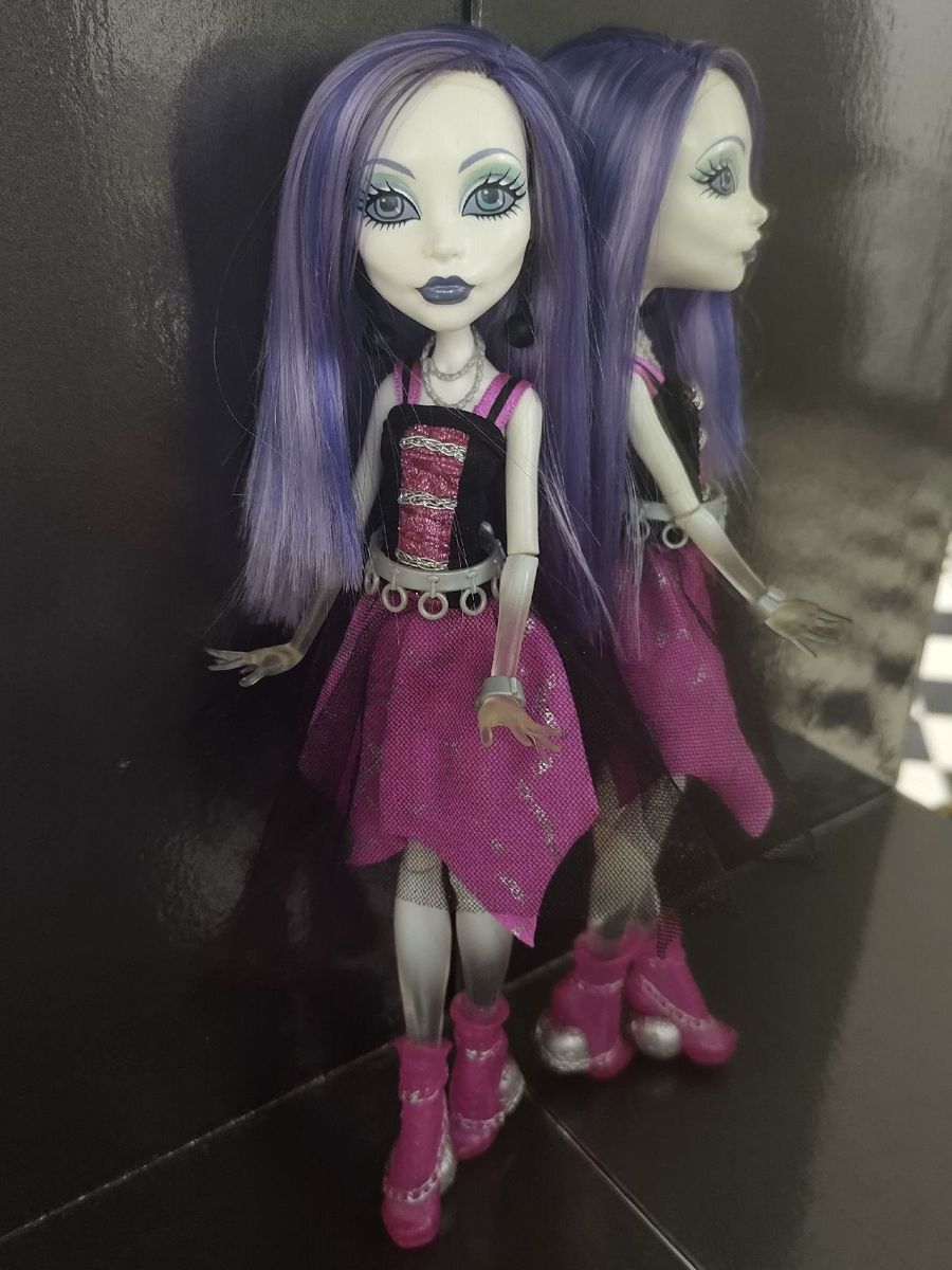 Boneca Monster High Spectra Ghouls Alive Item Infantil Mattel Usado