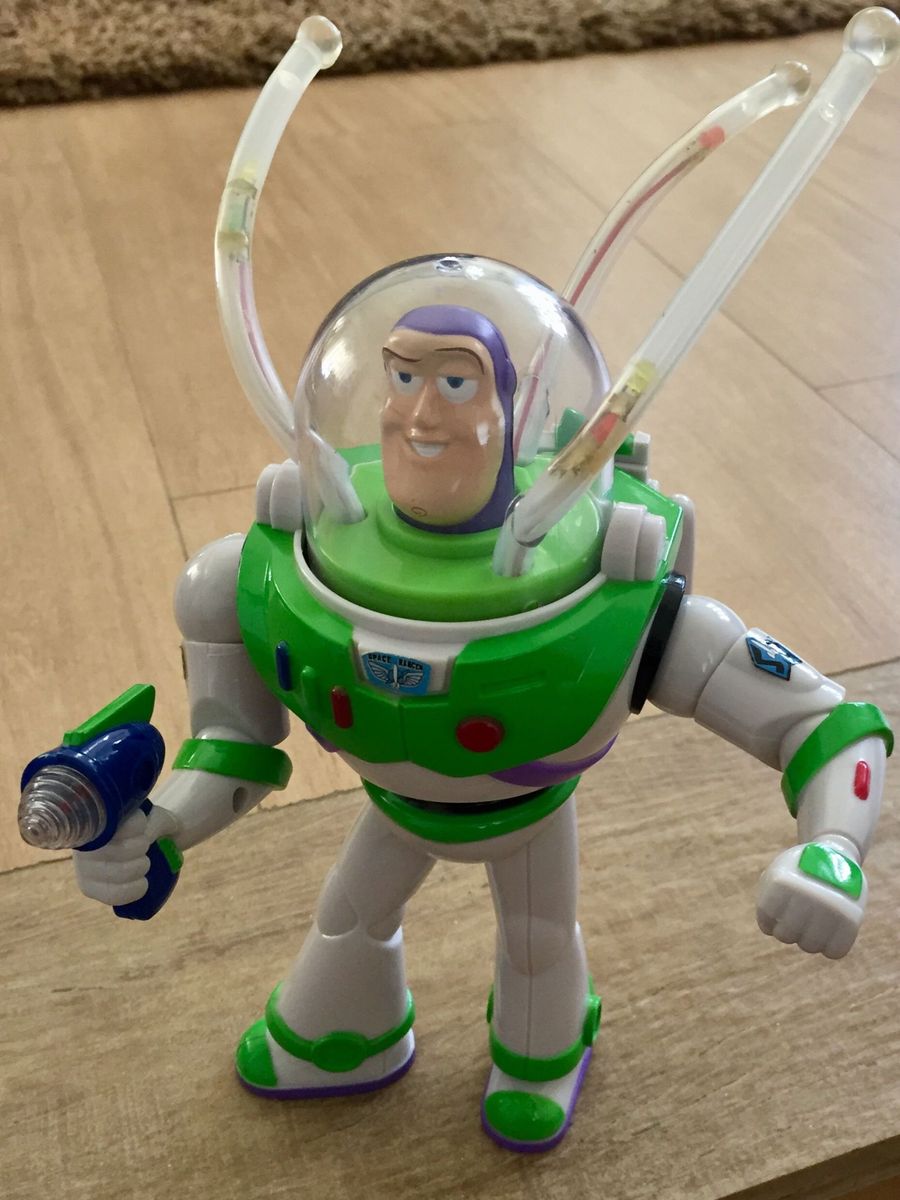 Boneco Buzz Lightyear Luzes e Movimento Brinquedo para Bebês Toy