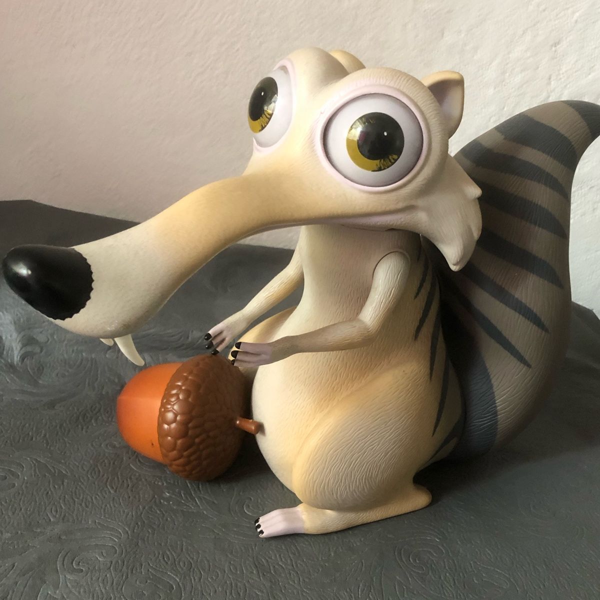 Boneco Era do Gelo Scrat em Perfeito Estado de Conservação Funcionando