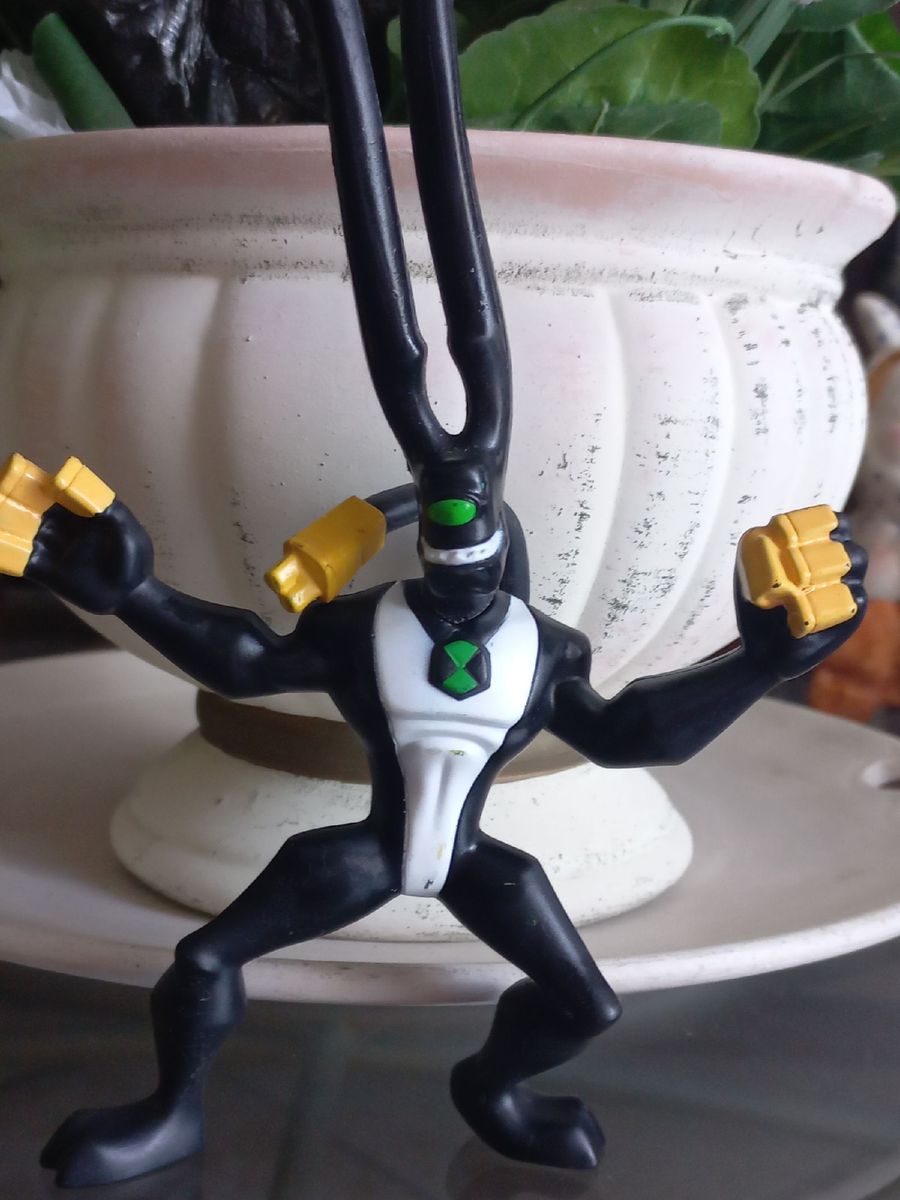 Boneco Feedback Ben 10 Mcdonalds Brinquedo Mcdonalds Usado 75425381