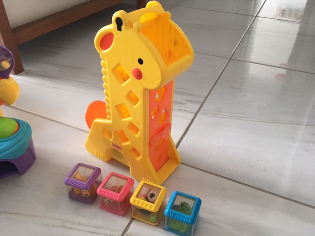 Brinquedo Educativo Girafa Pick A Blocks Marca Fisher Price