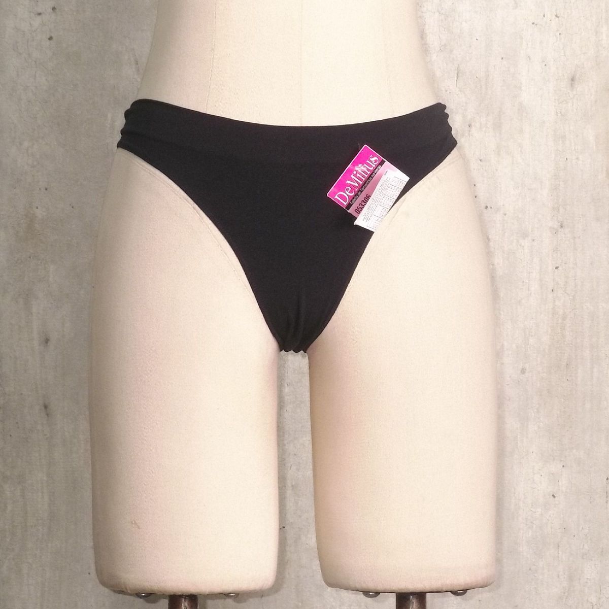 Calcinha Tanga Preta Demillus Lingerie Feminina Demillus Nunca Usado