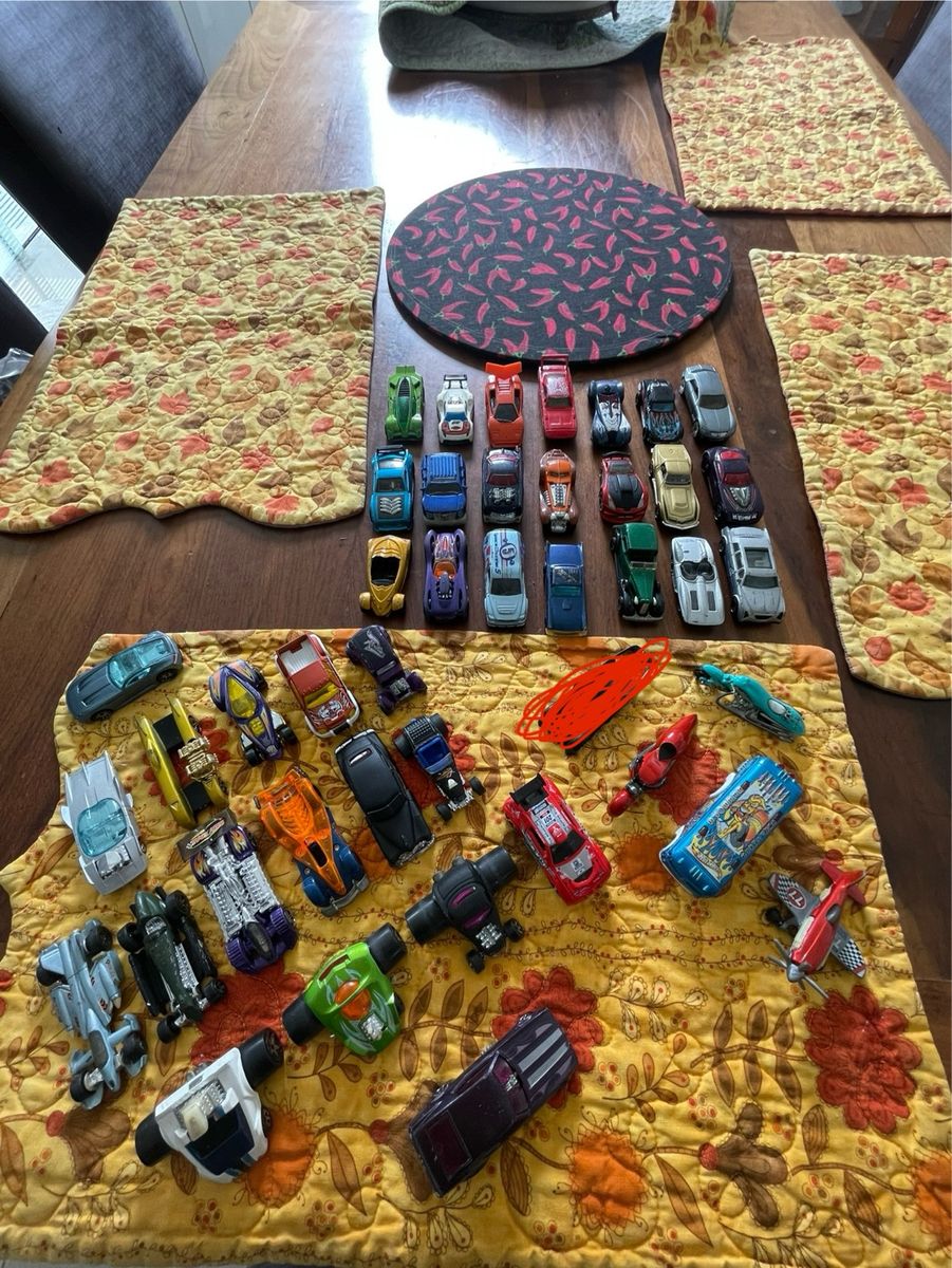 Coleção de Carrinhos Hot Wheels Carrinhos Antigos e Raros Item