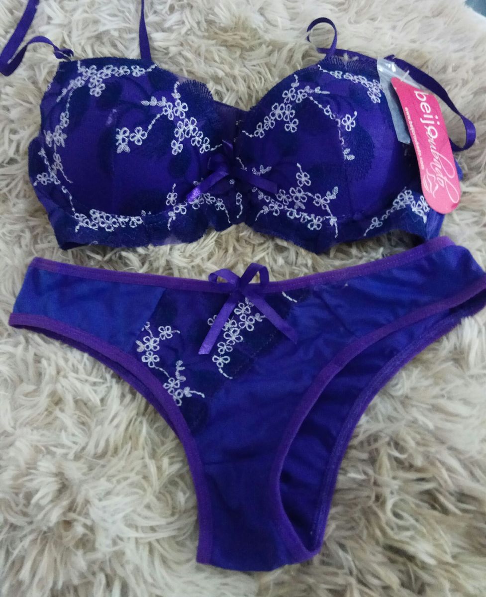 Conjunto Calcinha e Sutiã Lingerie Feminina Beijo Roubado Nunca Usado