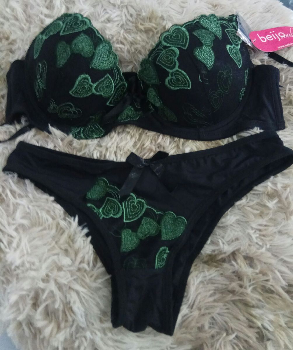 Conjunto Calcinha E Suti Lingerie Feminina Beijo Roubado Nunca Usado