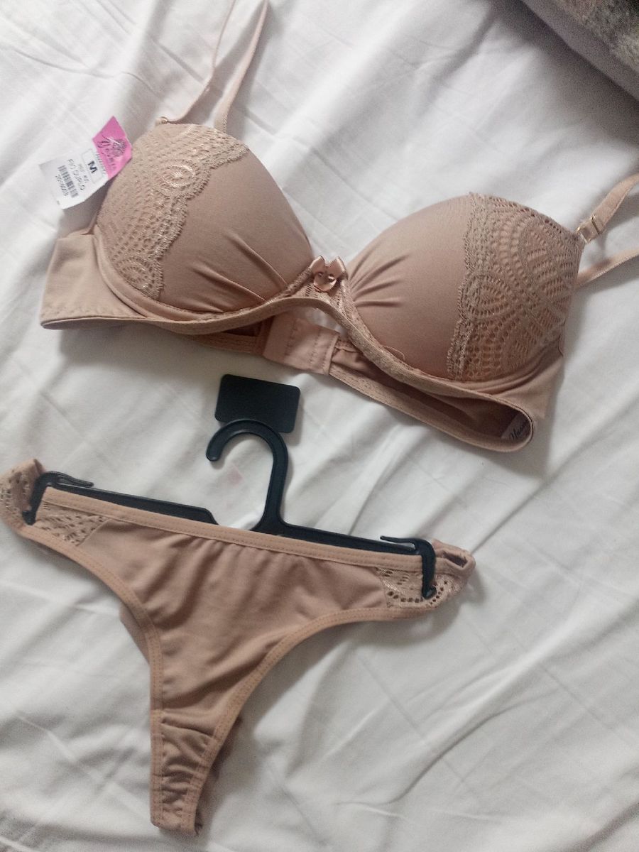 Conjunto de Lingerie Calcinha e Sutiã Lingerie Feminina Nunca Usado