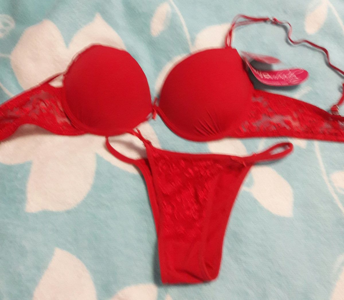 Conjunto de Sutiã e Calcinha Lingerie Feminina Beijo Roubado Nunca