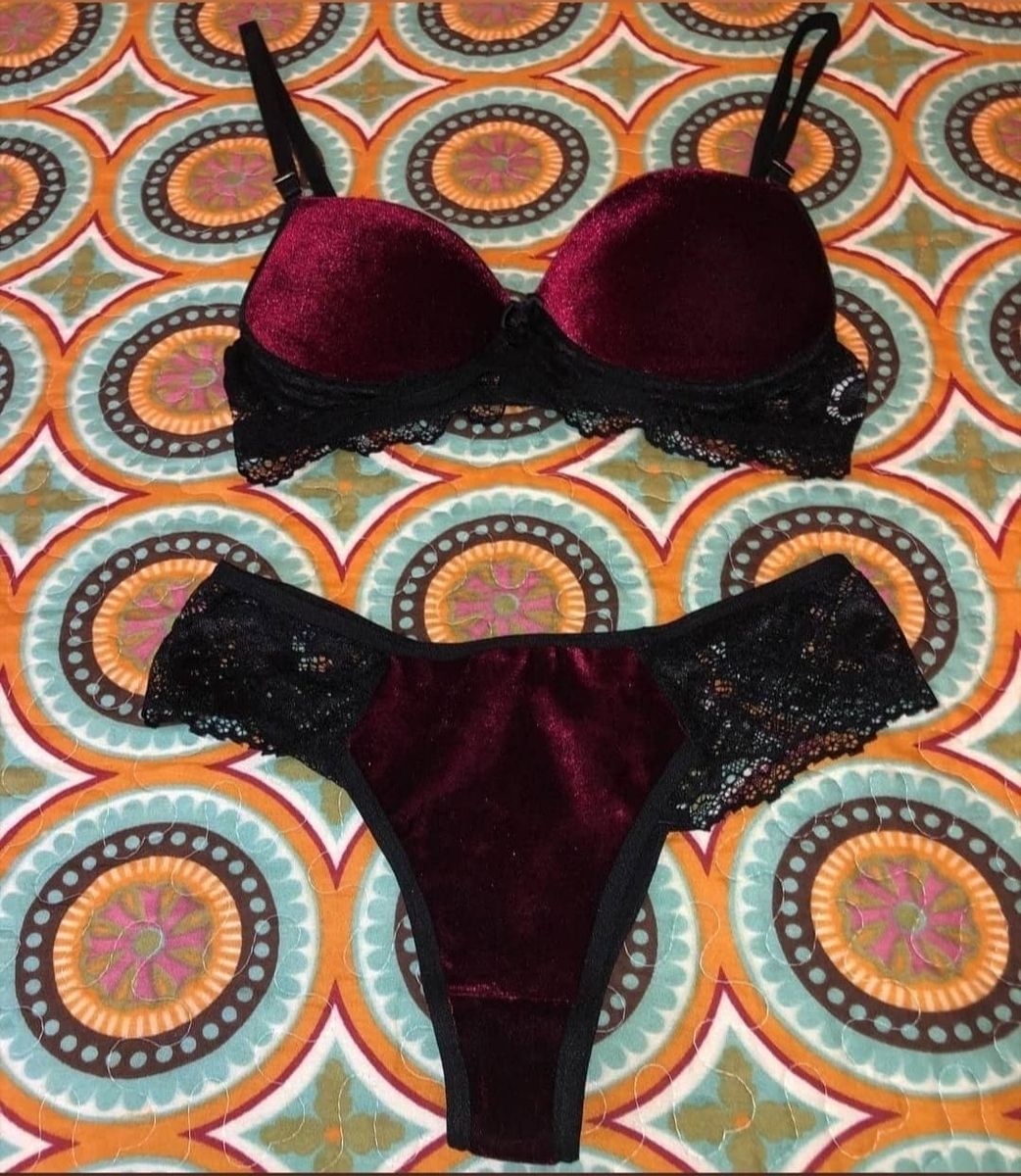 Conjunto Lingerie Veludo Vermelho Tam P Renda Preta Lingerie