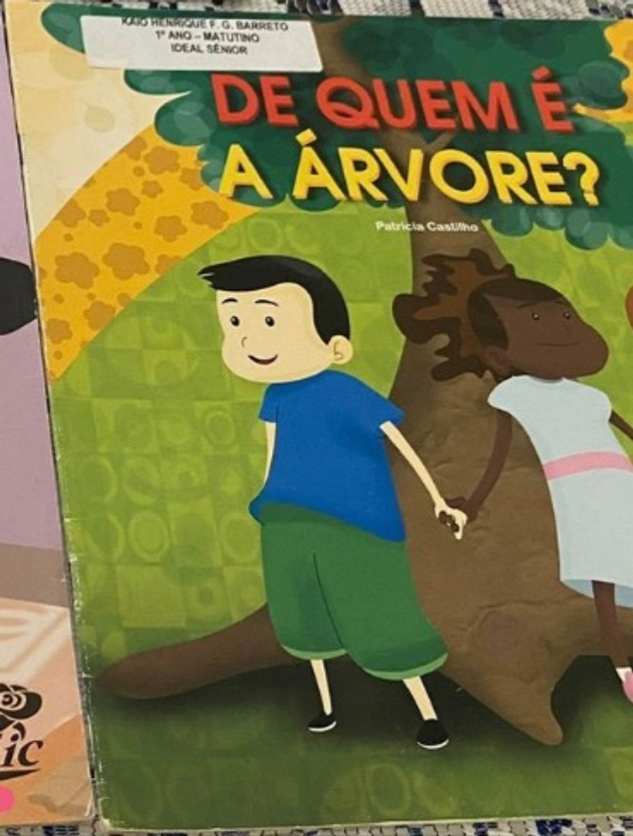 De Quem É a Árvore Livro de Literatura Item Infantil Usado 71390585