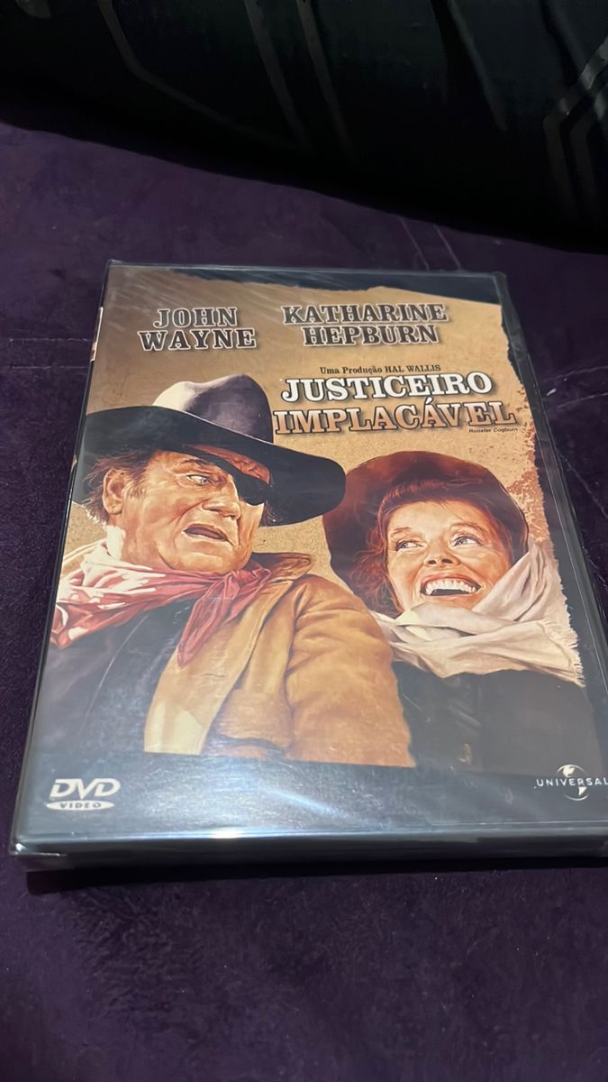 Dvd Justiceiro Implacável John Wayne Lacrado Filme e Série Universal