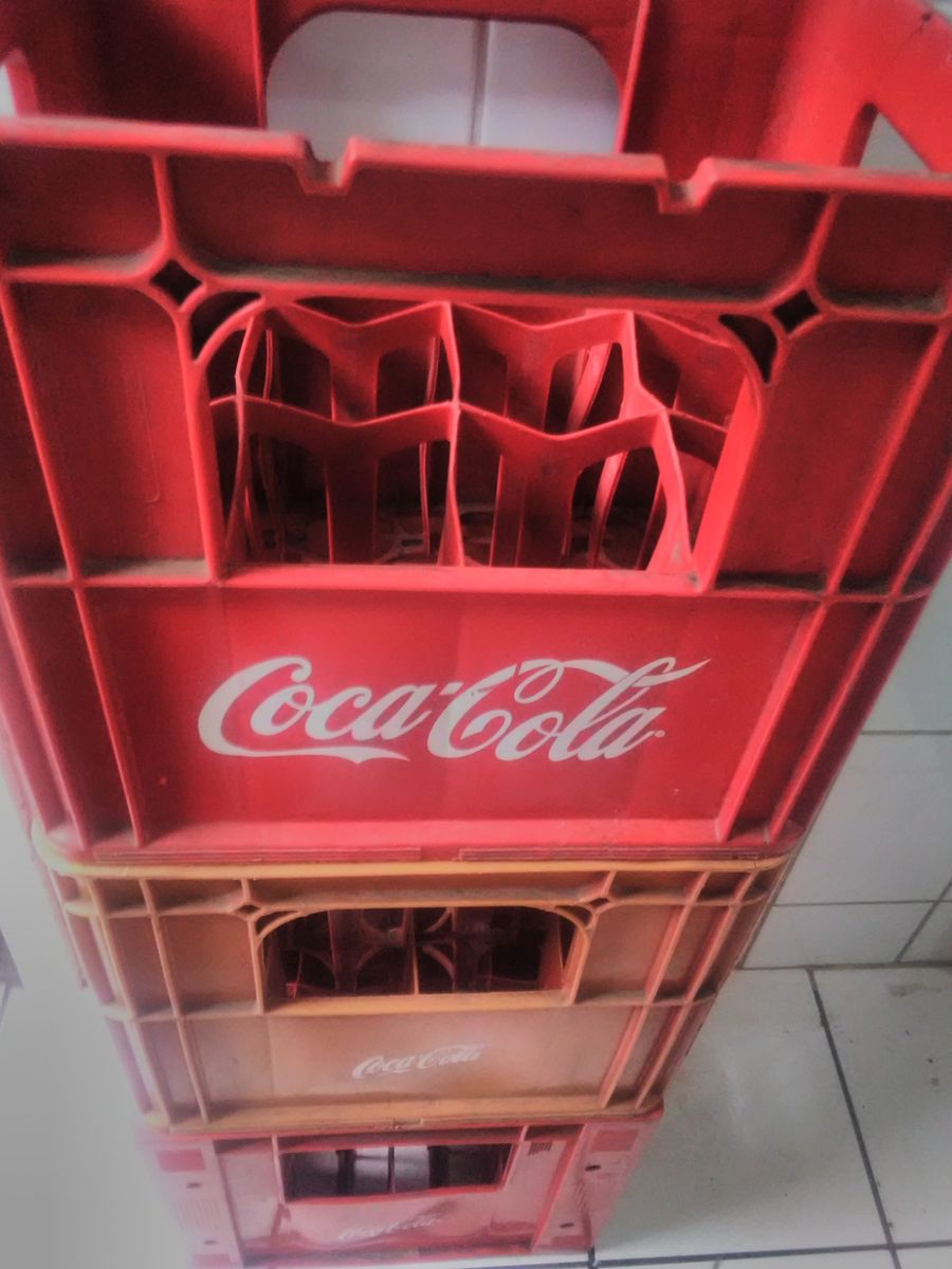 Engradado Coca Cola Litro Retorn Vel Garrafas Usado M Vel P