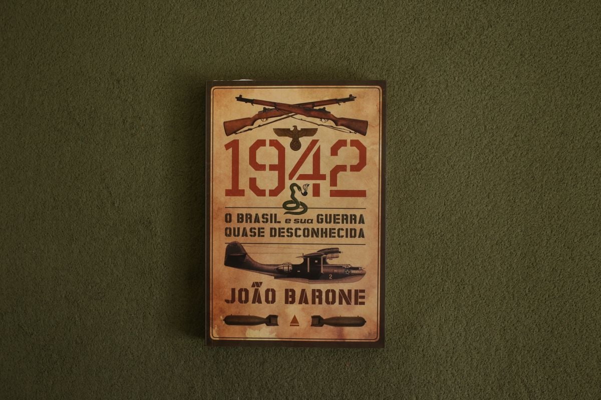 Livro 1942 O Brasil E Sua Guerra Quase Desconhecida Livro Editora