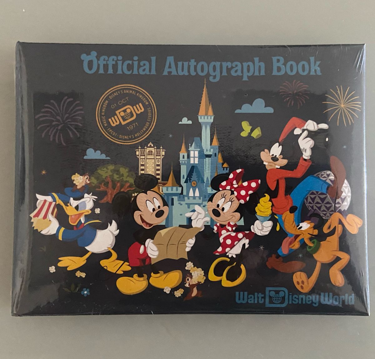 Livro de Autógrafos Oficial Disney Item Infantil Disney Nunca Usado