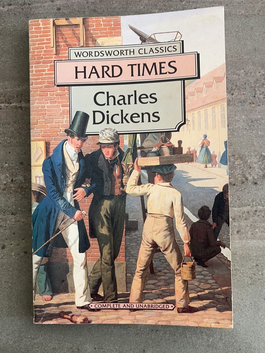 Livro Hard Times Charles Dickens Edição Vintage em Inglês Livro