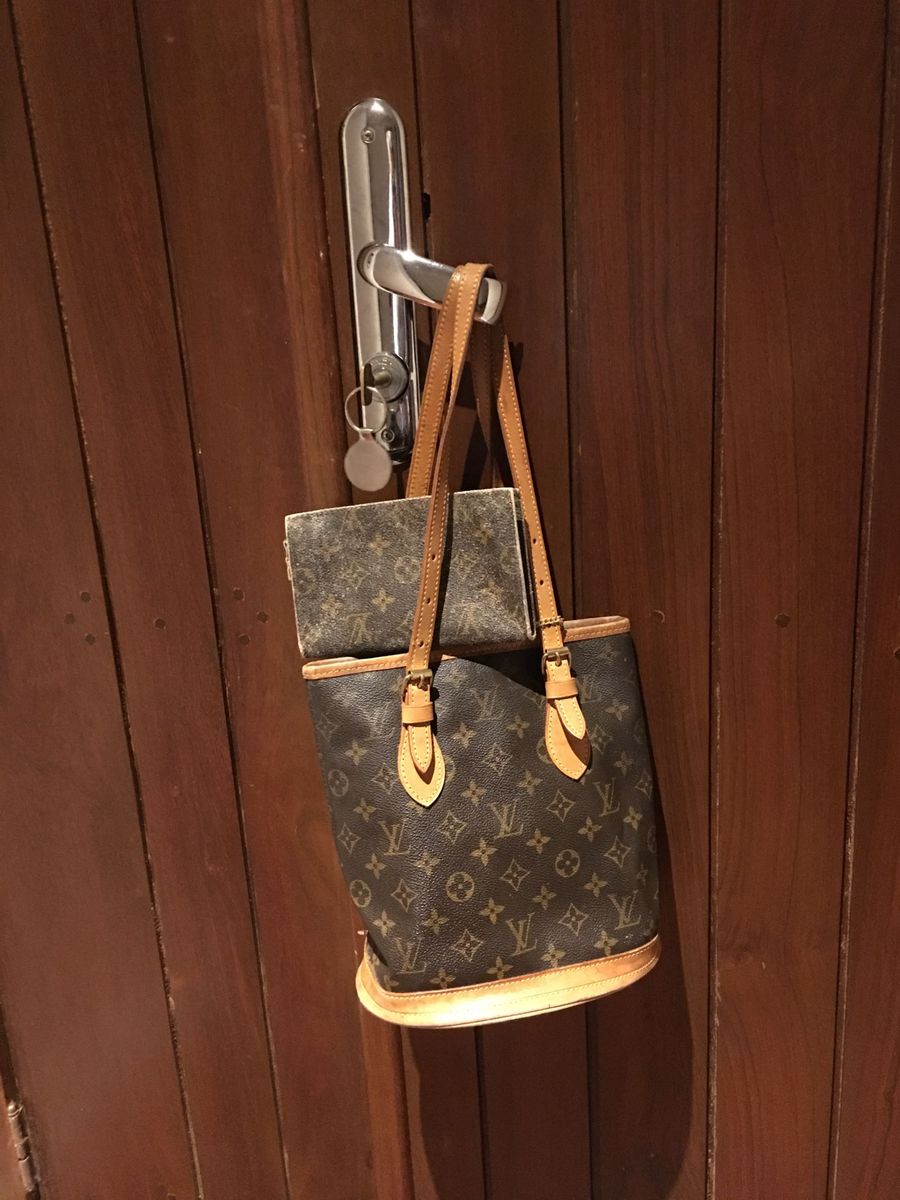 Louis Vuitton Bolsa De Ombro Feminina Louis Vuitton Usado 19267692