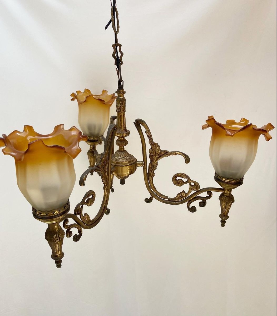 Lustre De Bronze Tulipas De Vidro Degrade Item De Decora O