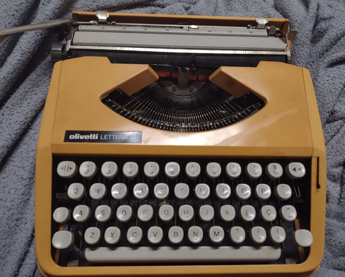 M Quina De Escrever Olivetti Lettera Produto Vintage E Retro