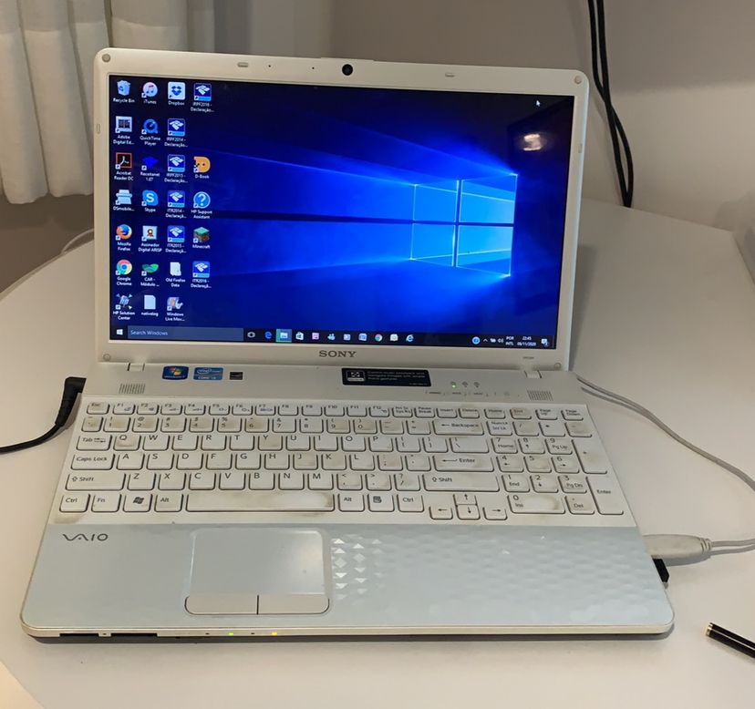 Notebook Sony Vaio I3 4gb Ram 500gb Hd 15 Branco Móvel p Casa