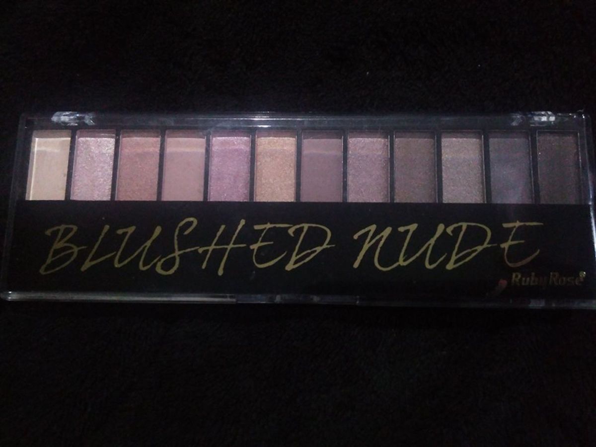 Paleta De Sombras Blushed Nude Maquiagem Feminina Ruby Rose Usado
