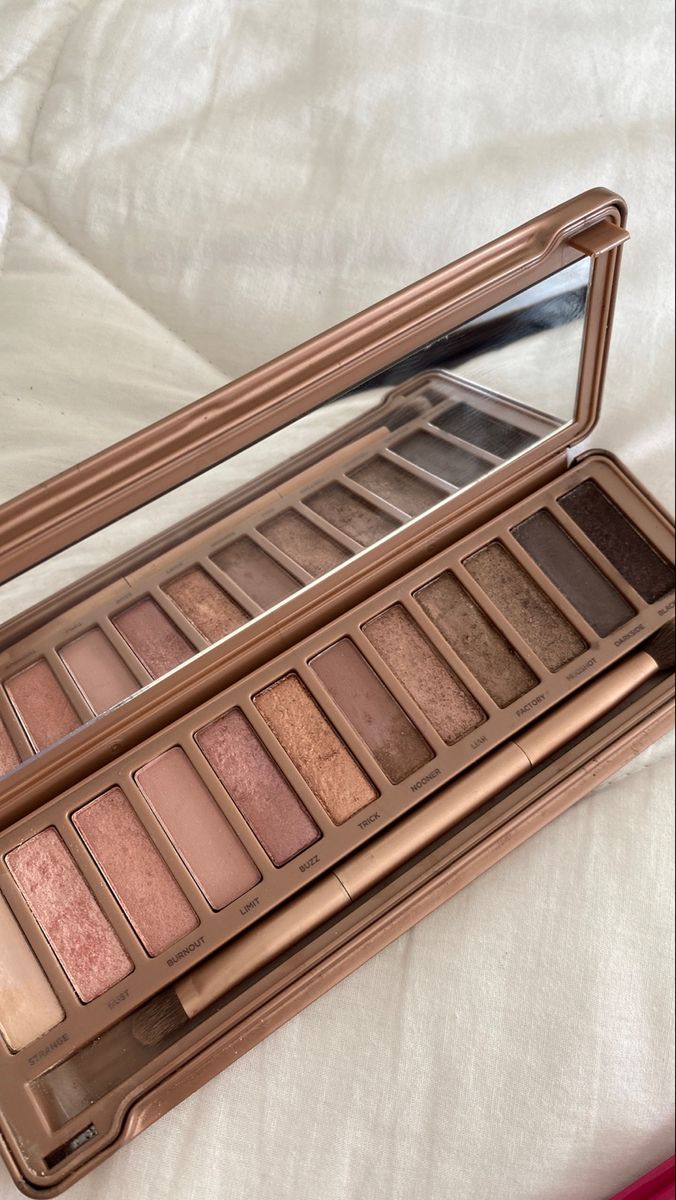 Paleta De Sombras Naked 3 Maquiagem Feminina Urban Decay Usado