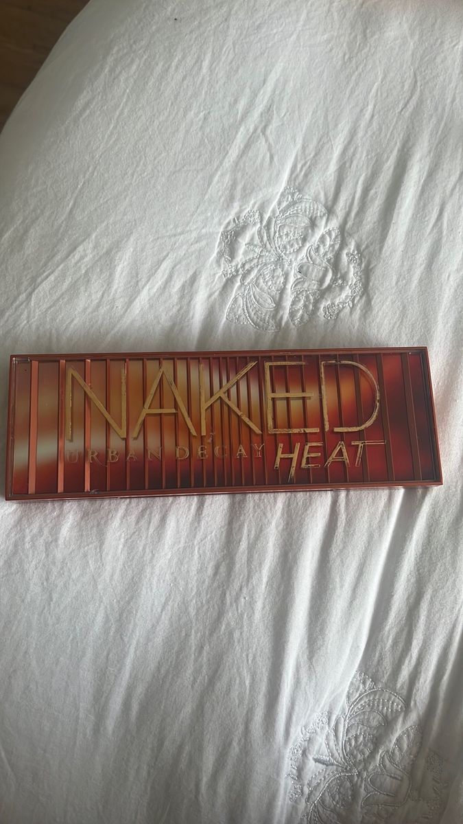 Paleta De Sombras Naked Heat Maquiagem Feminina Urban Decay Usado