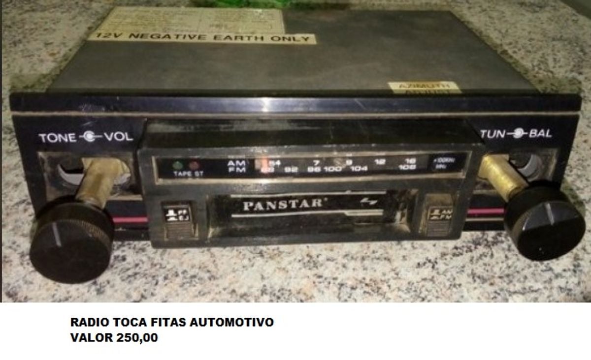 Radio Toca Fitas Antigo Móvel de Antiquário Retro Usado 68982642 enjoei