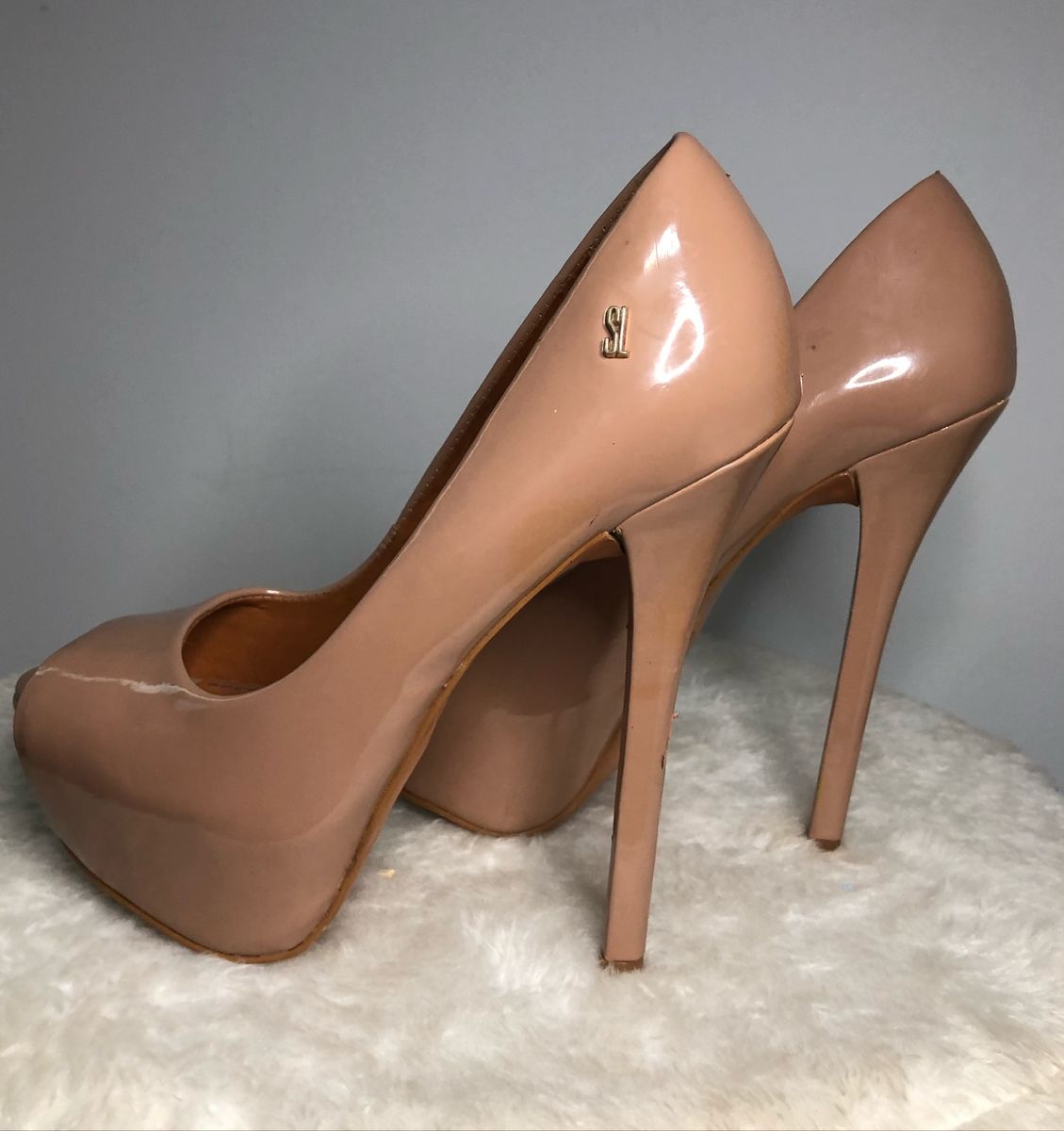 Sapato Salto Alto Nude Schutz Sapato Feminino Schutz Usado 48177639