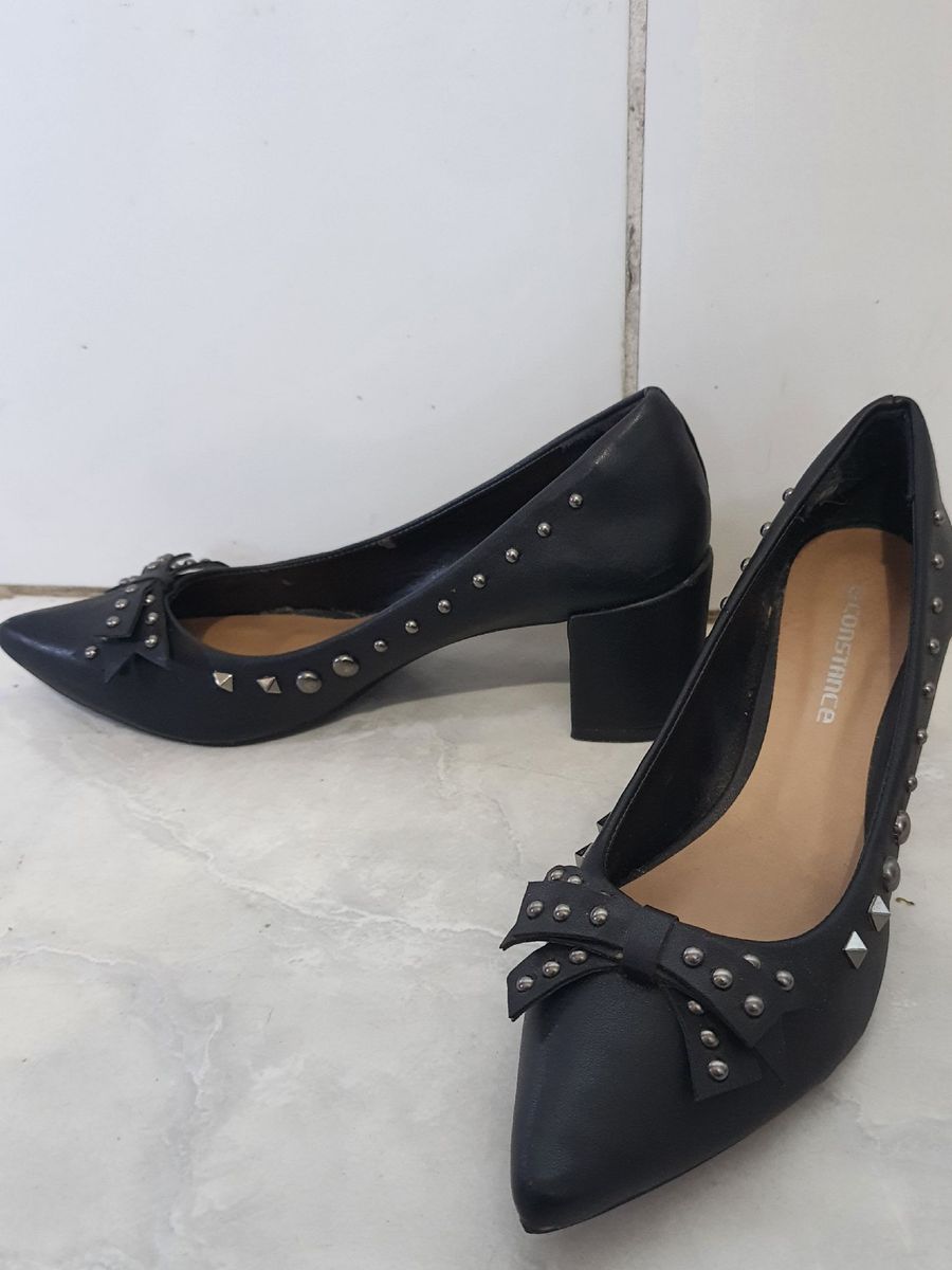 Scarpin Bico Fino De Couro Sapato Feminino Contance Nunca Usado