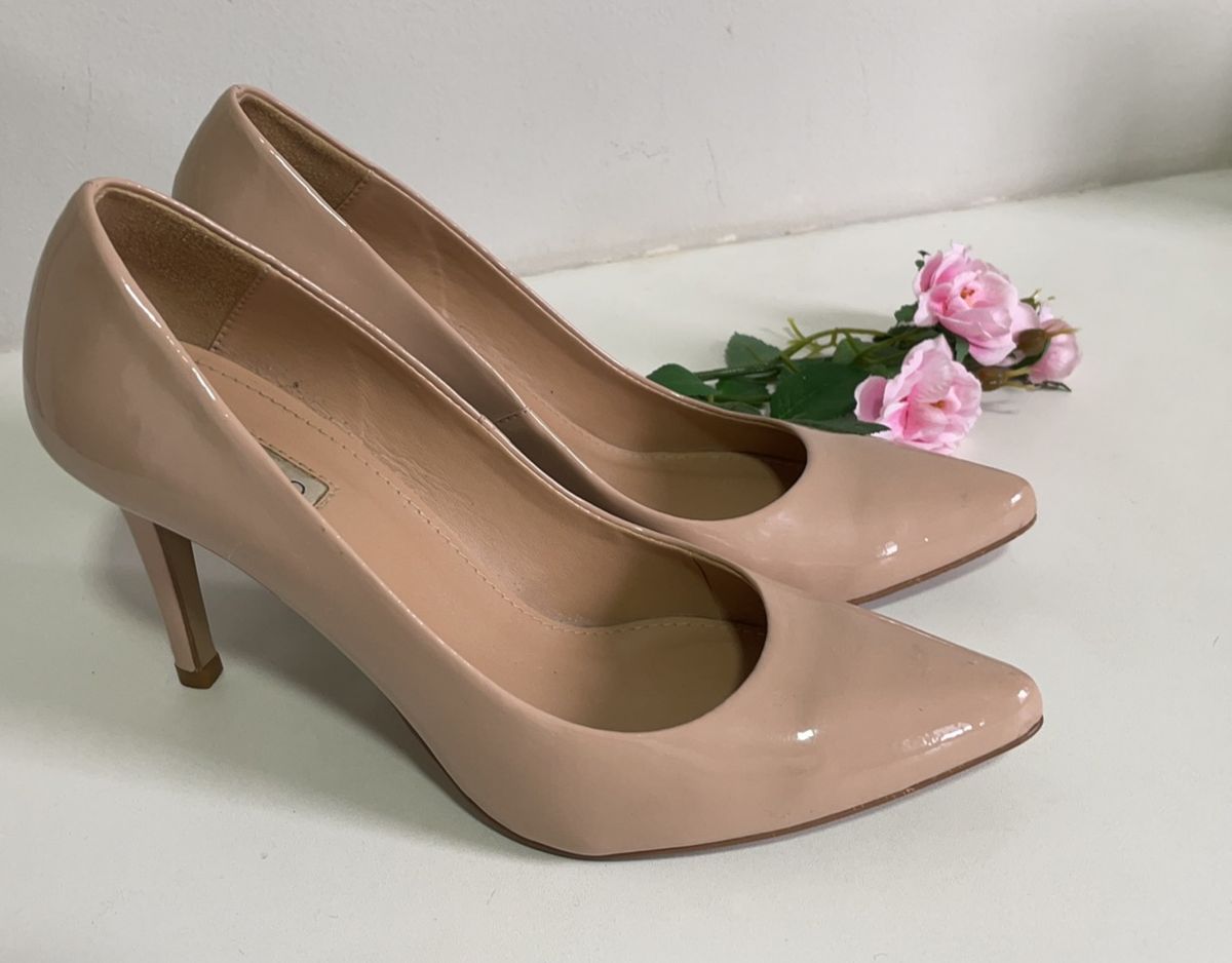 Scarpin Nude Salto Fino Verniz Corello Sapato Feminino Corello Usado