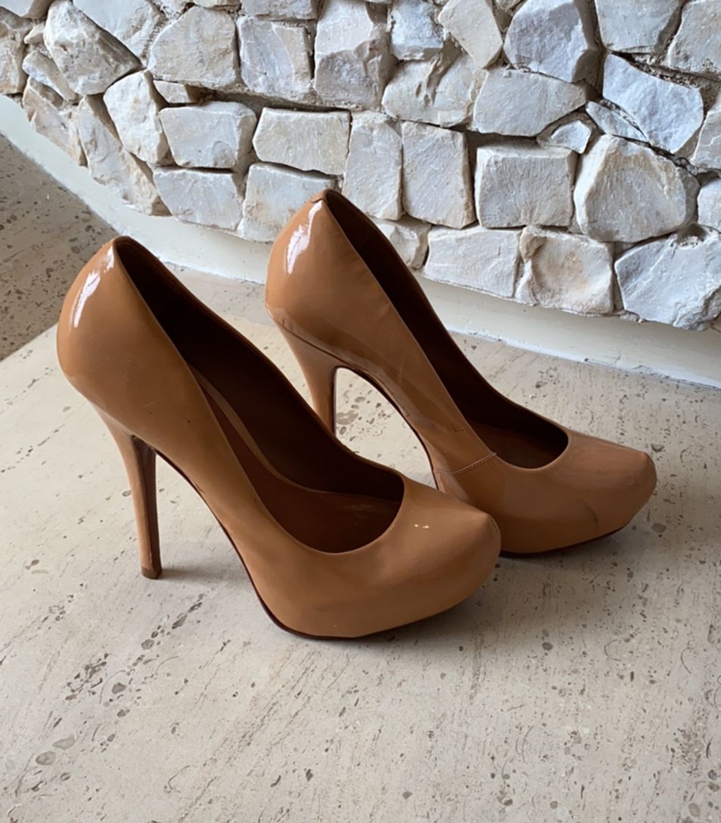 Scarpin Verniz Nude Schutz Sapato Feminino Schutz Usado