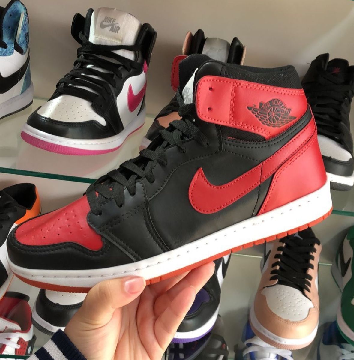 Tênis Nike Air Jordan 1 High Preto e Vermelho Tênis Feminino Nike