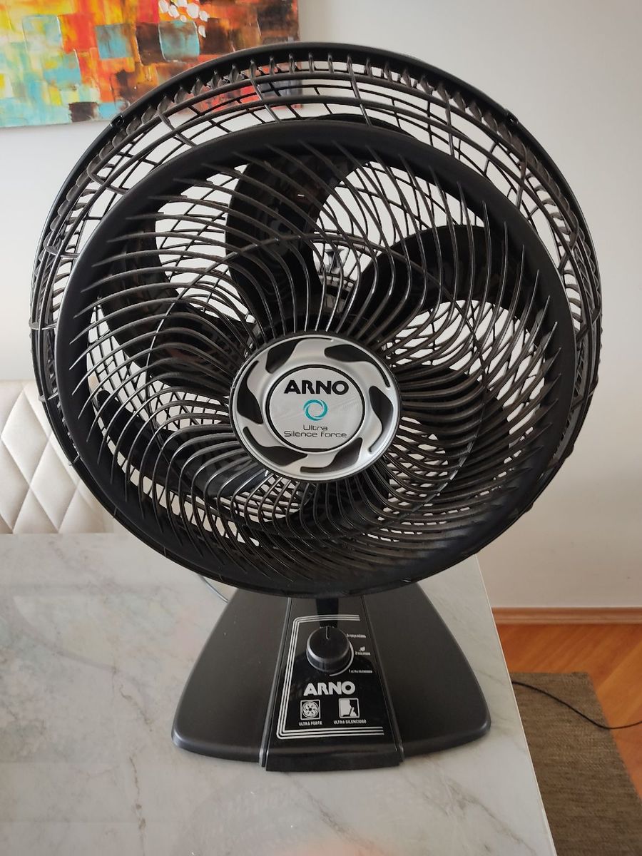 Ventilador De Mesa Arno Ultra Silence Force Vu Velocidades