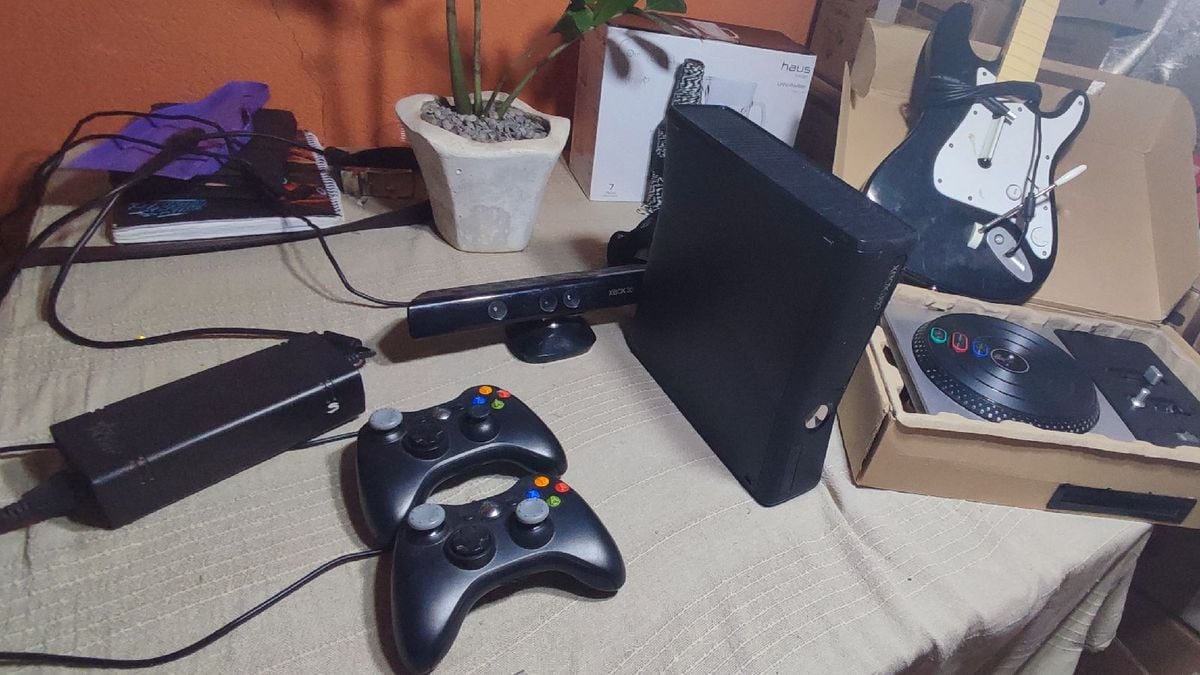 Xbox 360 Desbloqueado Rgh 250gb Cheio De Jogo Console De Videogame