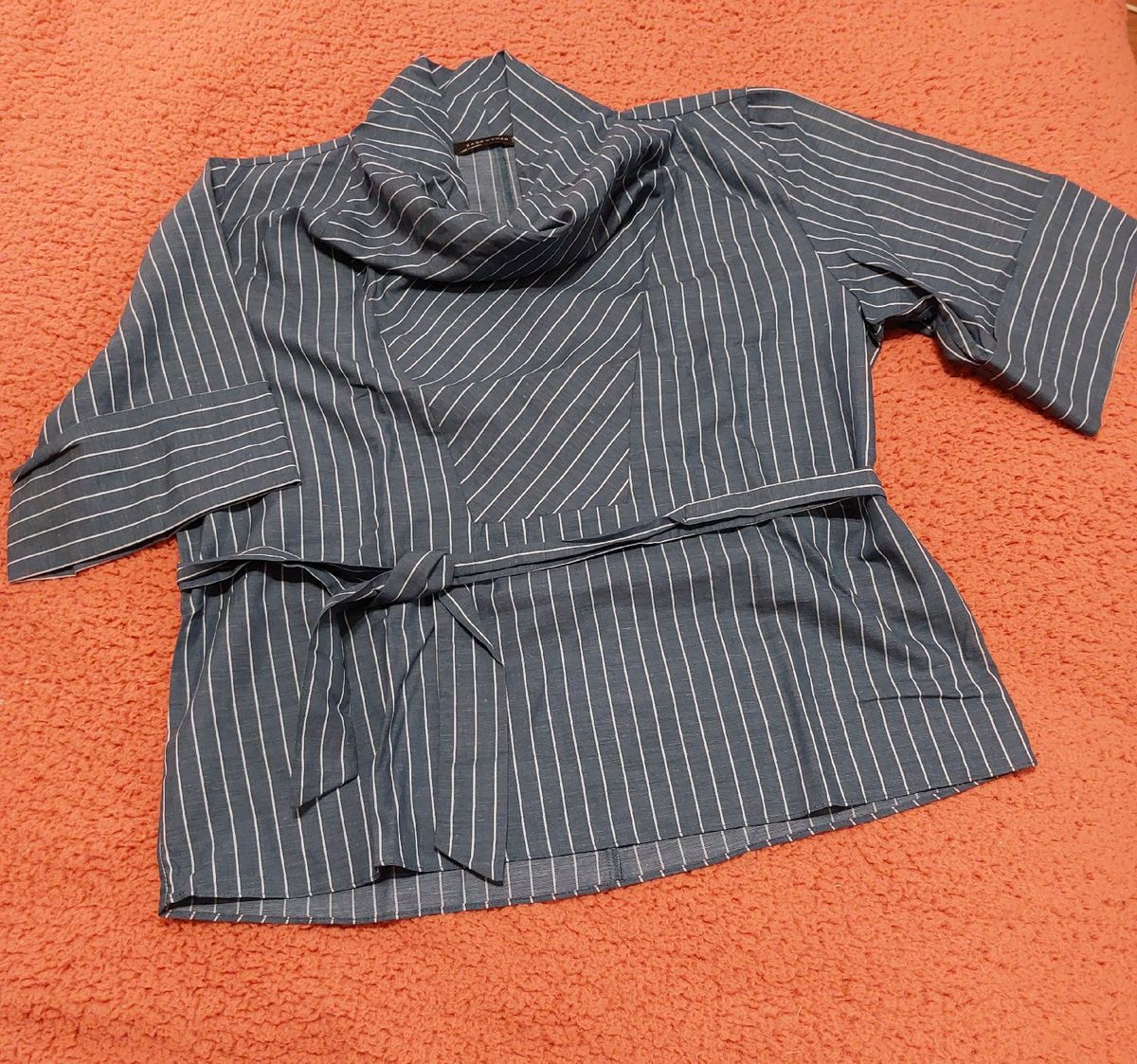 Zara Woman Super Estilo Camisa Tecido Plano Azul Listrada Gola Role