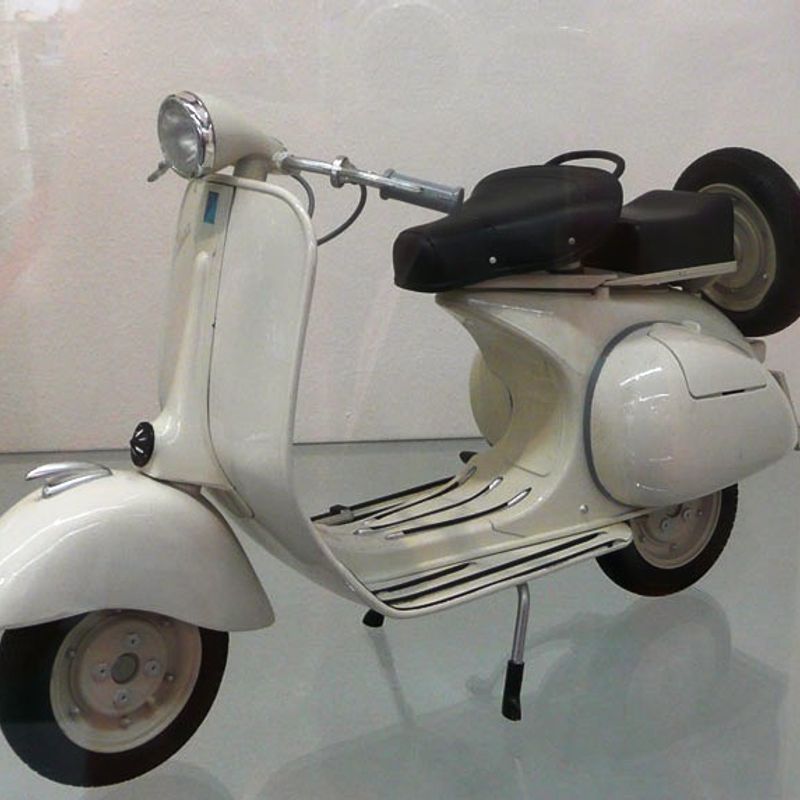 1/6 Moto Vespa Vl 150 1t Miniatura Metal New Ray 1955 29cm Novo
