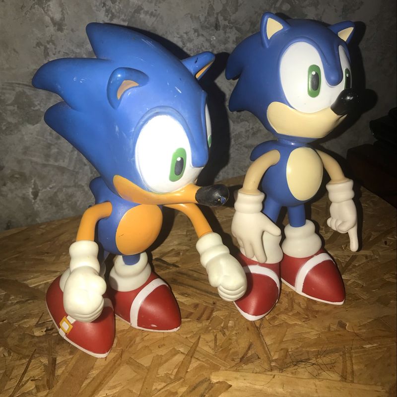 Boneco Sonic - Desapegos de Roupas quase novas ou nunca usadas para bebês,  crianças e mamães. 713384