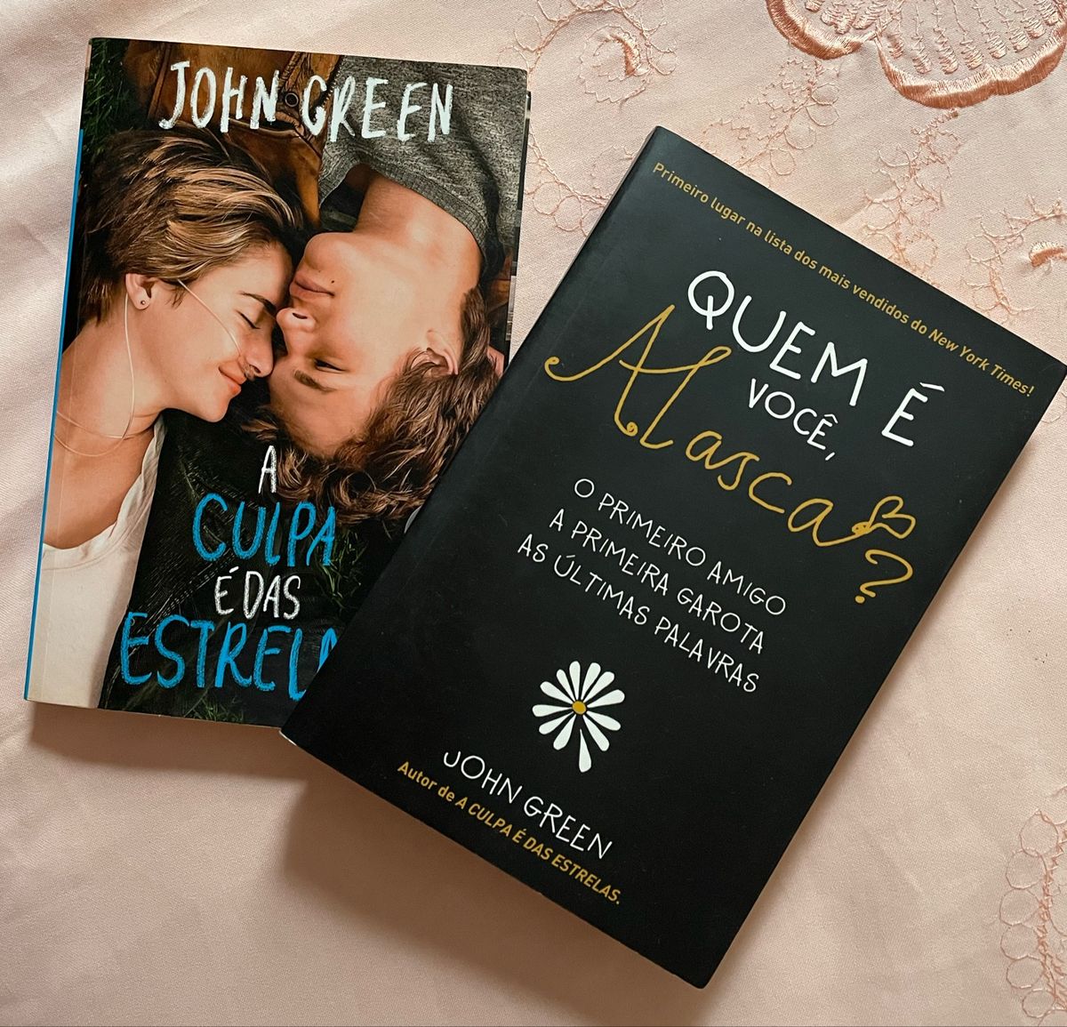 2 Livros John Green A Culpa É Das Estrelas E Quem É Você Alasca