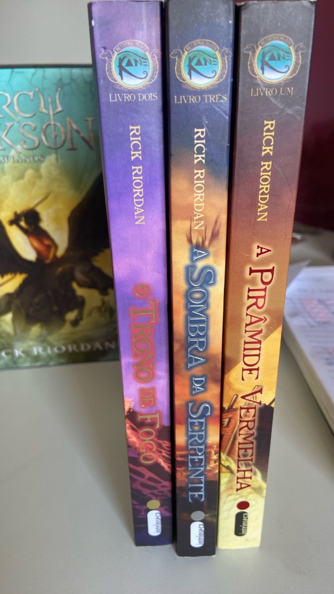 3 Livros Rick Riordan Série Percy Jackson Crônicas Dos Kane A