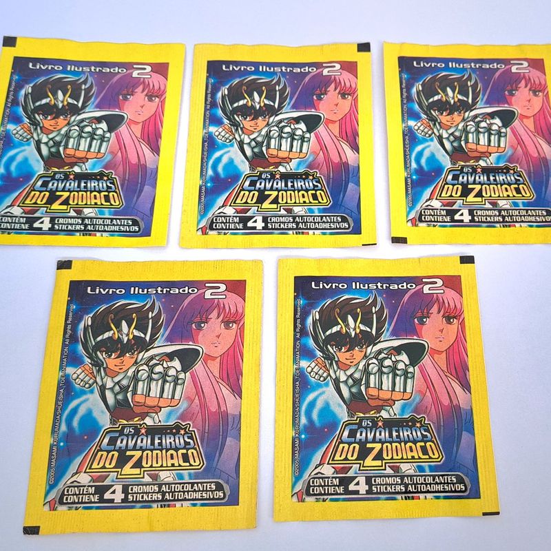 5 Envelopes de Figurinhas Dos Cavaleiros do Zodiaco Lacrados