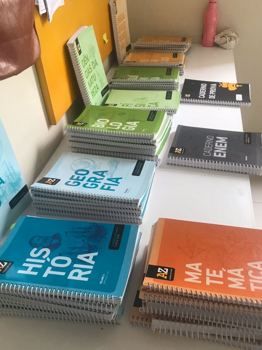 50 Livros de Vestibular do Curso/colégio Az. Um Dos Melhores Cursinhos ...