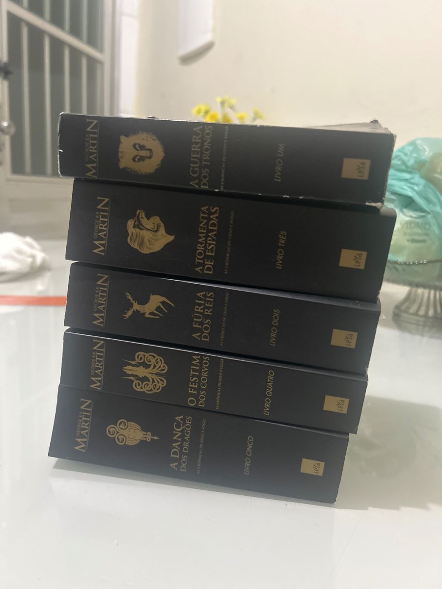 6 Livros da Saga As Crônicas de Gelo e Fogo - George R.r. Marthin ...
