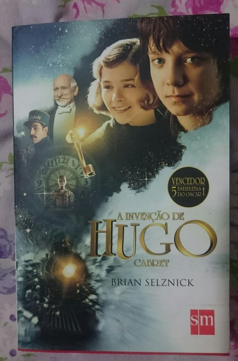 A Invenção de Hugo Cabret - Brian Selznick | Livro Usado 31958293 | enjoei