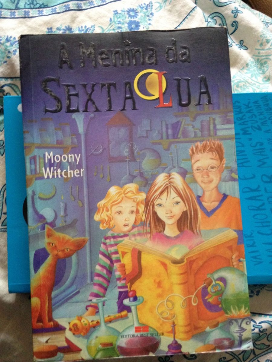 Zachęć Do Przeczytania Powieści Moony Witcher W Krótkim Tekście Reklamowym A Menina da Sexta Lua ´- Moony Witcher | Livro Editora Best Seller