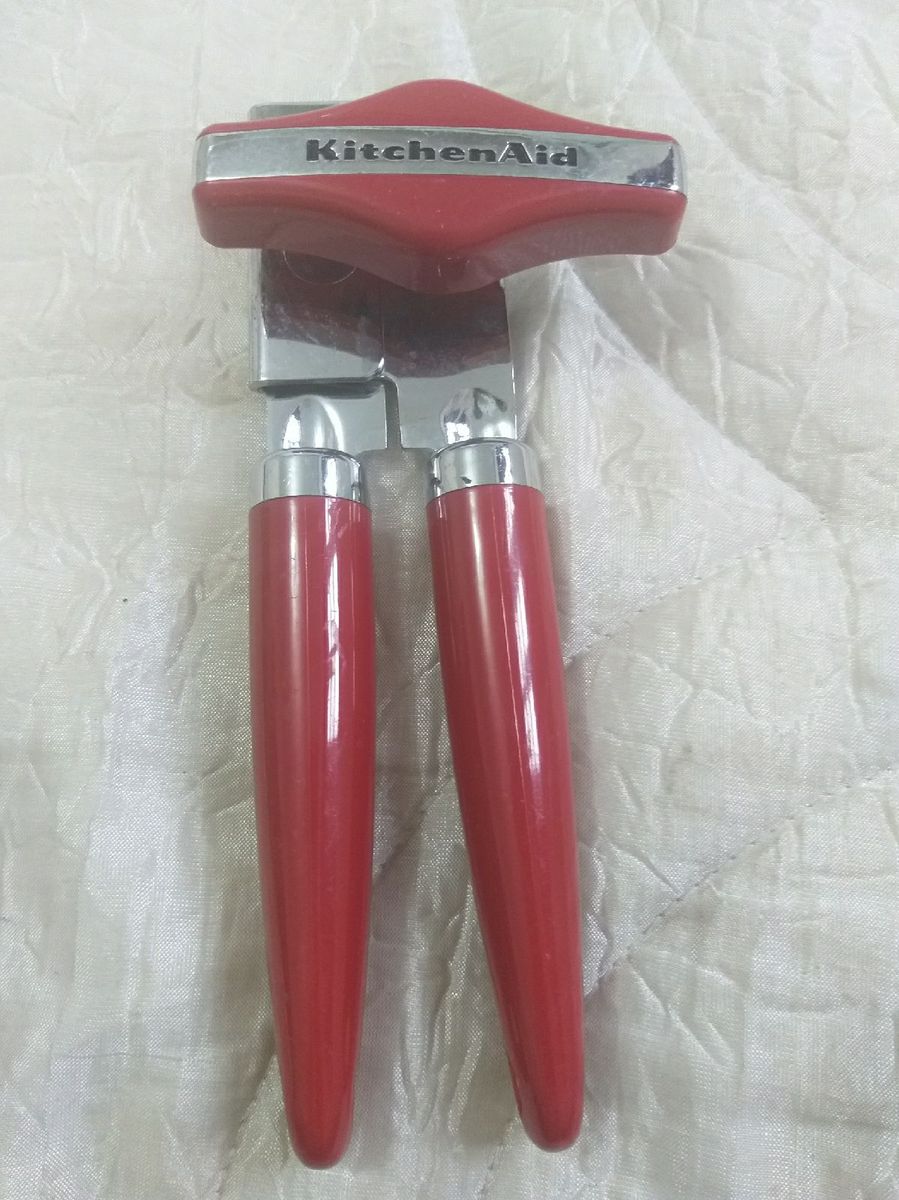 https://photos.enjoei.com.br/abridor-de-lata-kitchenaid/1200xN/czM6Ly9waG90b3MuZW5qb2VpLmNvbS5ici9wcm9kdWN0cy8yOTA4OTc2MS9iZjA3MDRhODNjMzM5OWM1ZjQ4MzQxNzY0Yzg2NjJiNS5qcGc