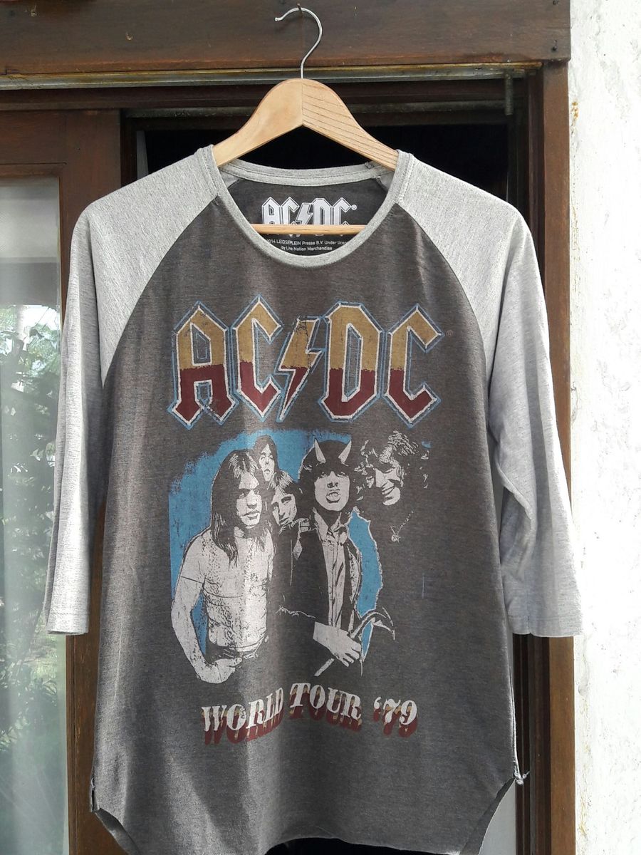 jaqueta ac dc riachuelo