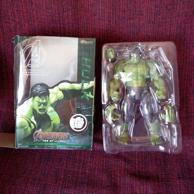 Disney hulk hot sale figure